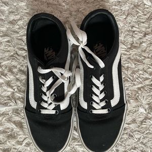 Vans Old Skool size 6.5 Black